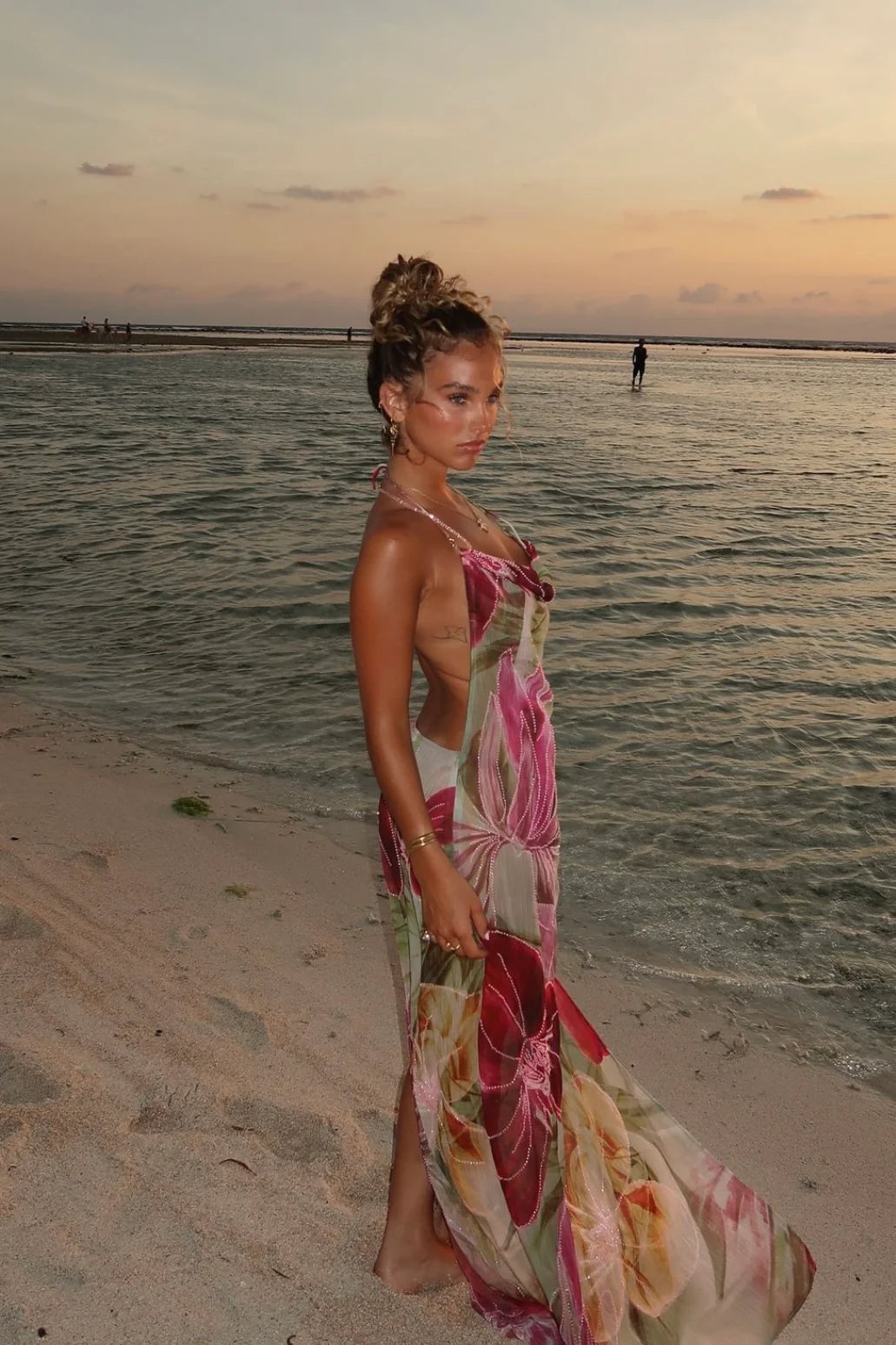 Hire JADED LONDON Dahlia Hand-Beaded Backless Chiffon Maxi Dress –  SUSTAINABLY. The Dress Hire
