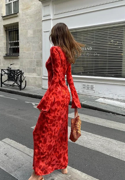 Hire REALISATION PAR The Gia Long Sleeve Maxi Dress in Havana Red –  SUSTAINABLY. The Dress Hire