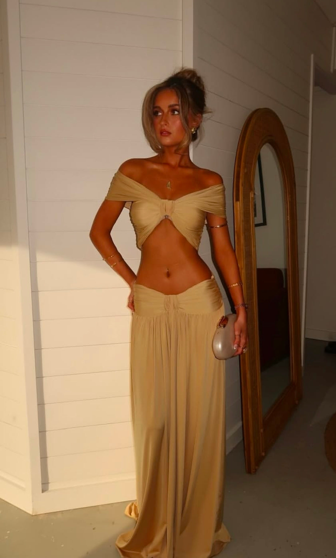 Hire ARCINA ORI Set Alessia Skirt and Top in Sand – SUSTAINABLY. The Dress  Hire