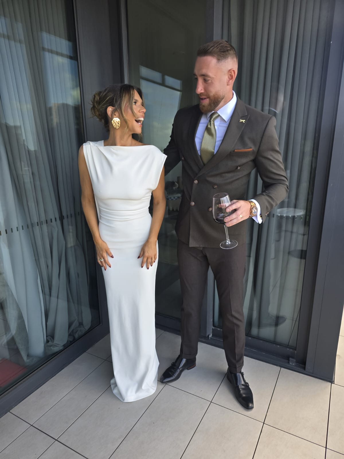 Hire EFFIE KATS Audrey Gown in Ivory White