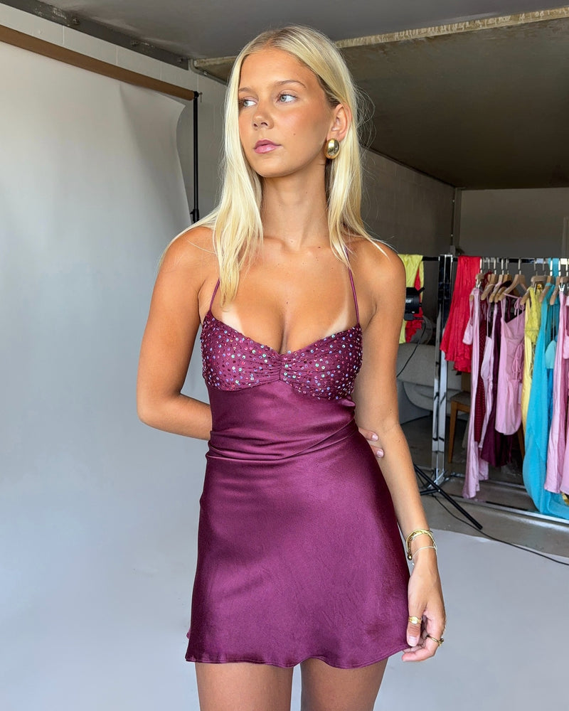 Hire I AM DELILAH. Jade Mini in Berry